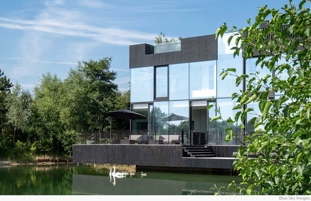 Glass Villa on the Lake by Mecanoo