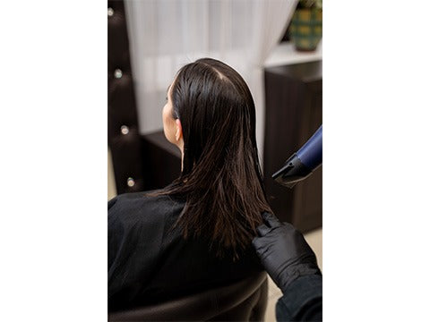 Hair straightening on wet hair