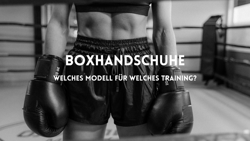 Boxerin mit 10 oz Boxhandschuhen