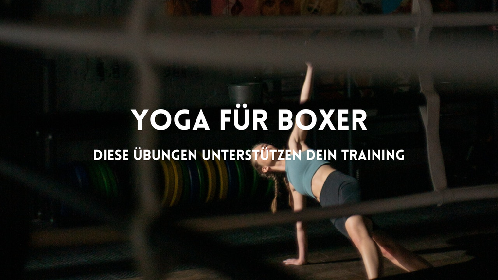 Boxerin macht Yoga-Übungen