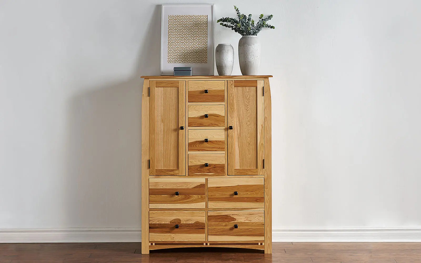 Adamstown Double Door Chest A-America