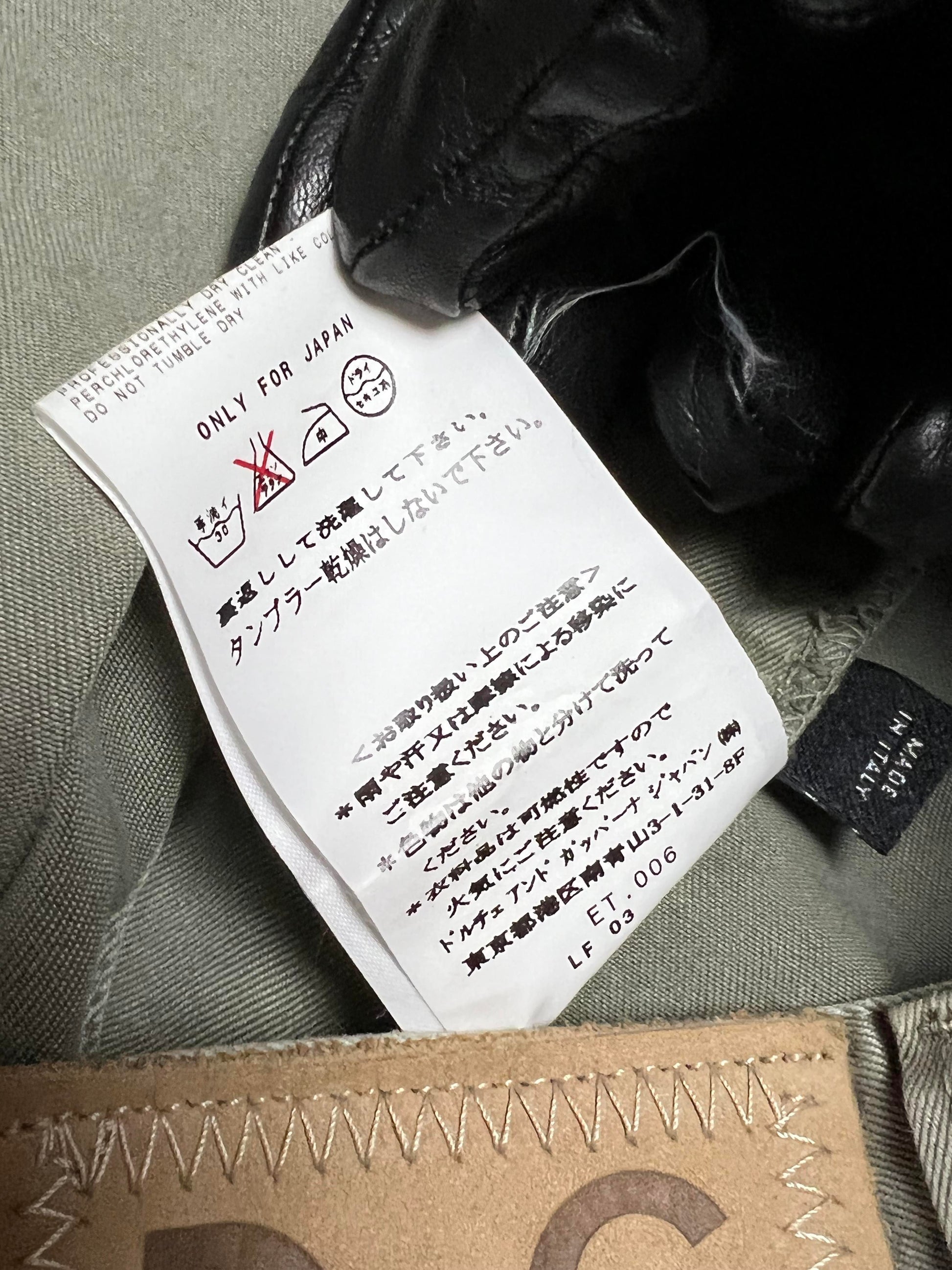 Dolce & Gabbana - SS03 Japan Exclusive Zipper Cargo Pants, Size 31 –  Archaic Archive