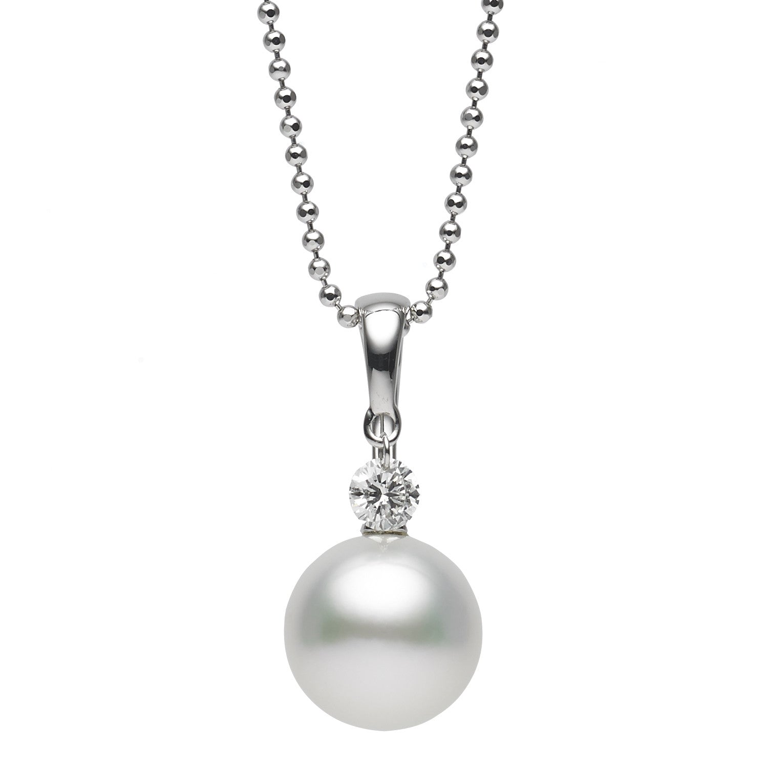 pearl and diamond pendant