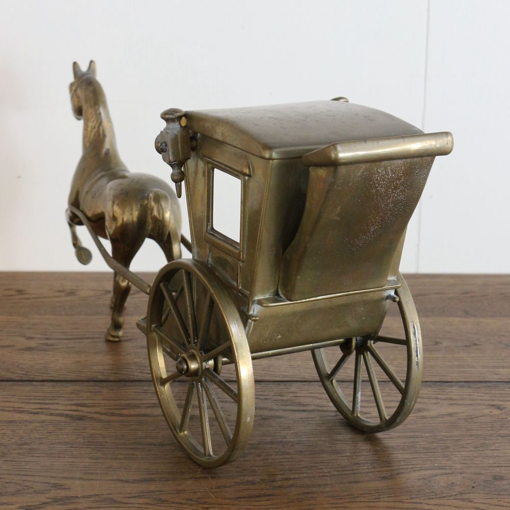 真鍮製　馬車のオブジェ　アンティーク　可動式