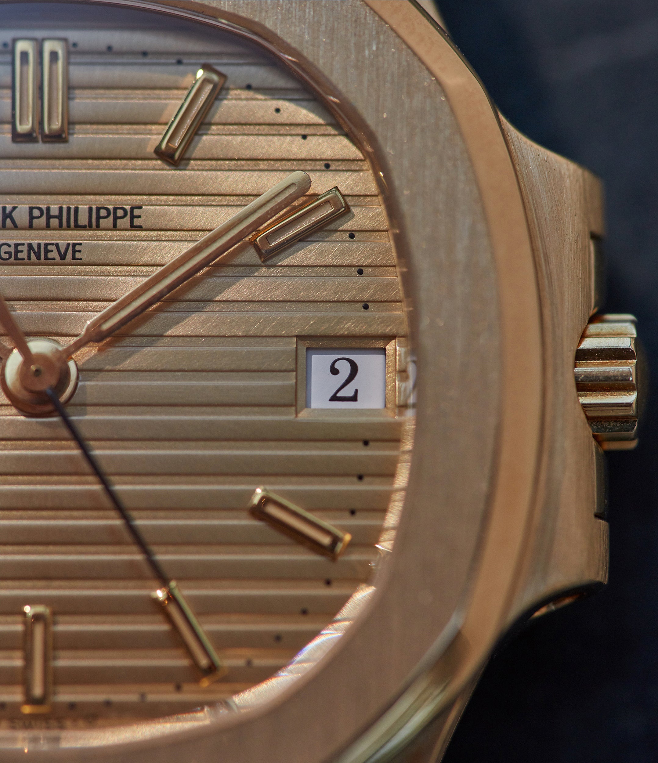 A Collector’s guide to the Patek Philippe Nautilus 3800 | LaptrinhX / News