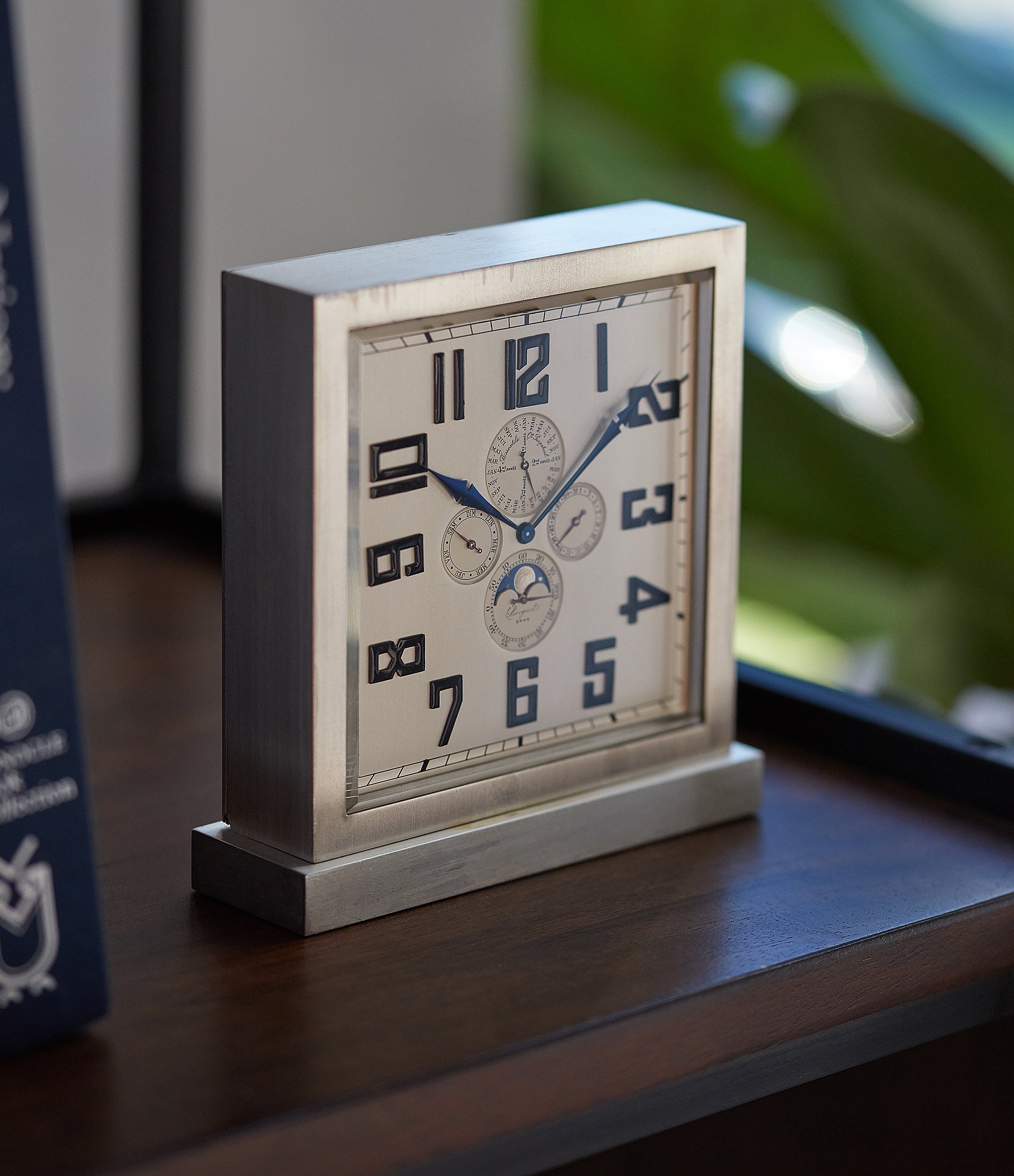 table clocks