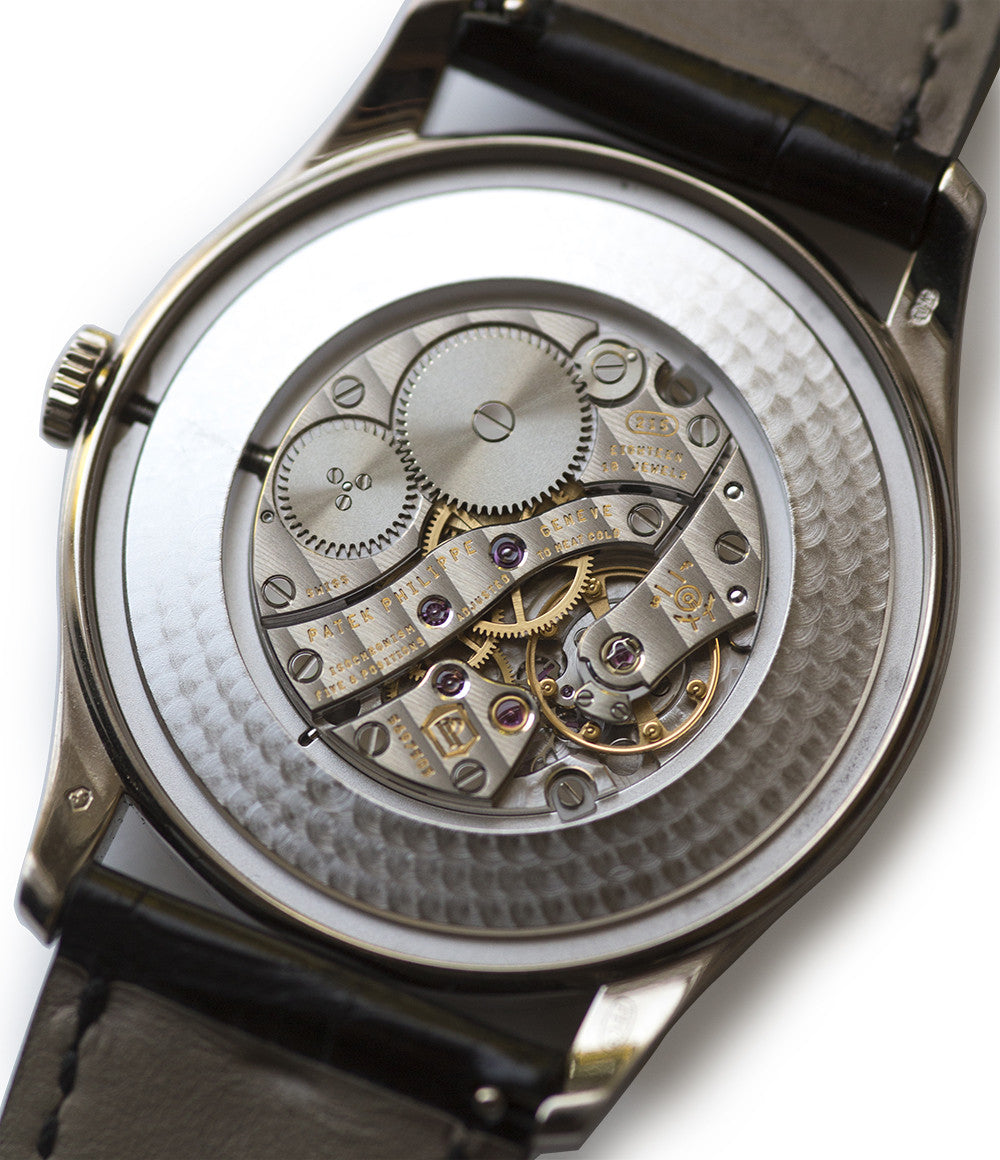 -qt - Le club des heureux propriétaires de Patek Philippe et futurs ! - tome V - Page 4 Patek-Philippe-Calatrava-5196G-001-manual-winding-18-carat-white-gold-buy-preowned-luxury-watch1