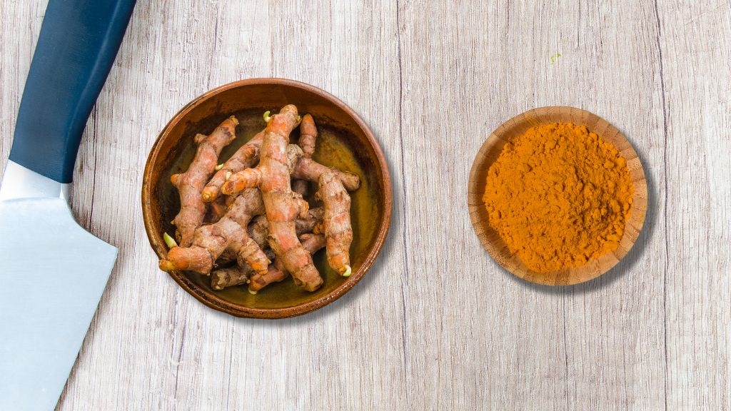 Turmeric root and powder | 7 Health Benefits of Turmeric Root | Natural Health Gateway