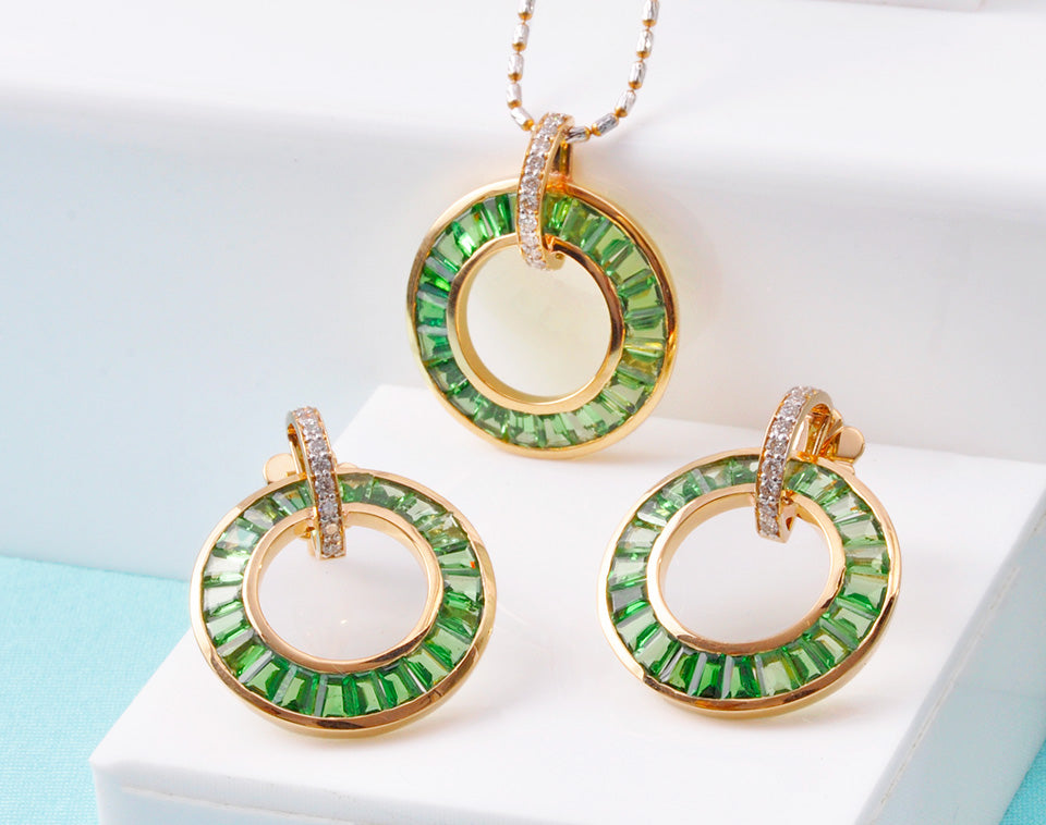 tsavorite circle pendant and earrings