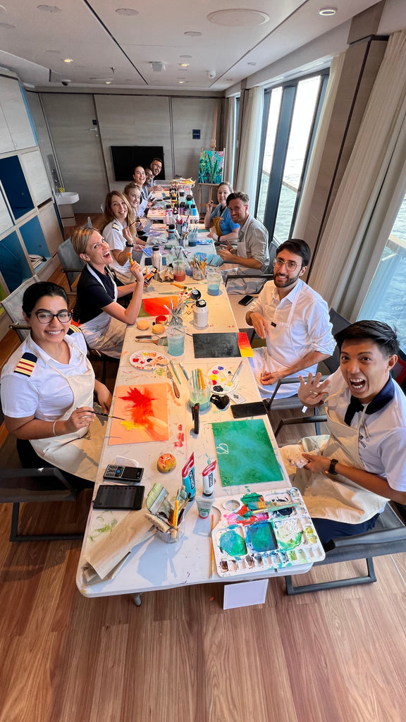 Ritz-Carlton Yacht Collection: painting workshop on the yacht Evrima with Claire Desjardins.