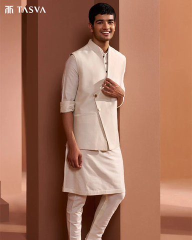 A Men Wearing Cream Color Bundi Jacket For Ganesh Chaturthi