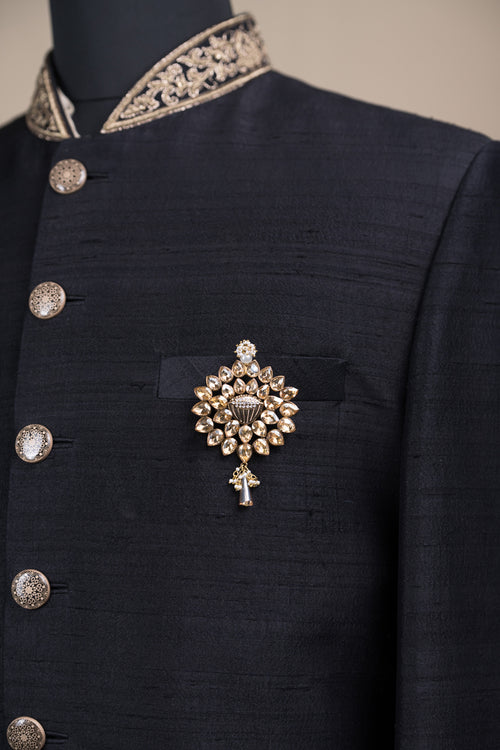 Buy Z Retails Gold Color Brass Crown Sherwani Brooch for Men at Amazon.in