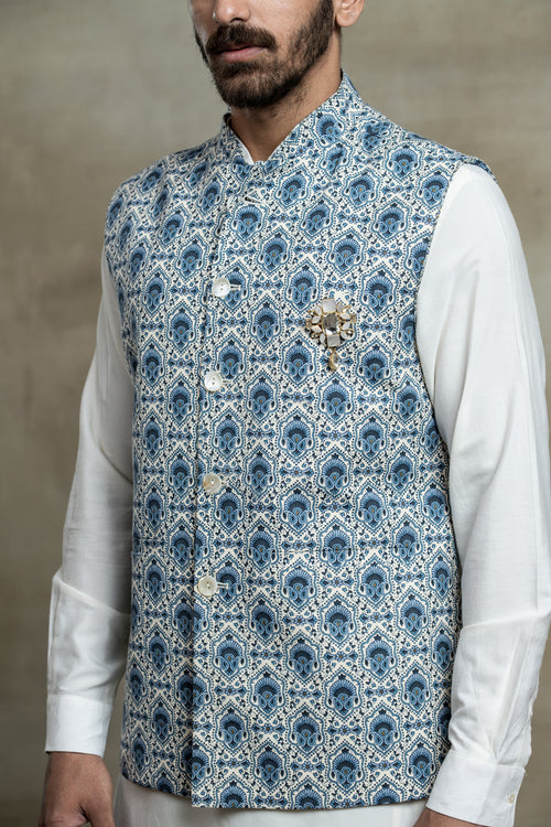 Buy HANGUP Multi Jacquard Blended Regular Fit Men's Occasion Wear Nehru  Jacket | Shoppers Stop