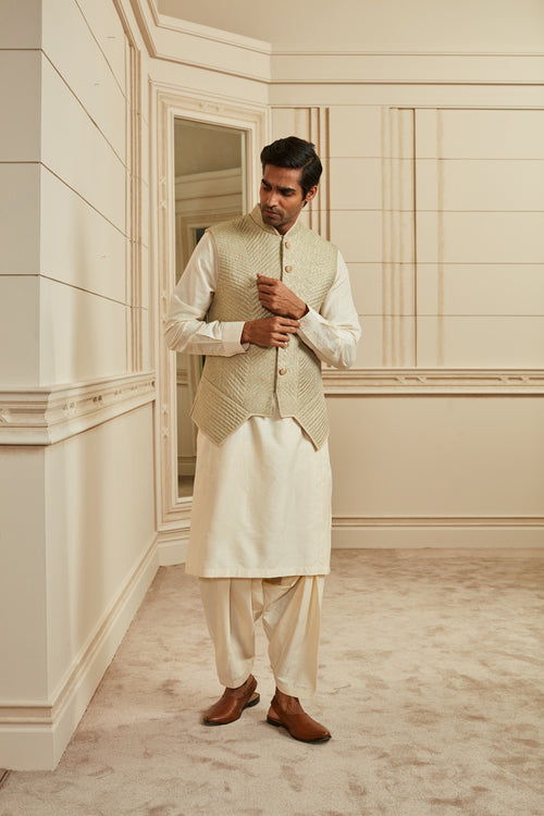 Party Wear White Mens Kurta Pajama With Jacket at Rs 2850/piece in Jaipur |  ID: 20351952230