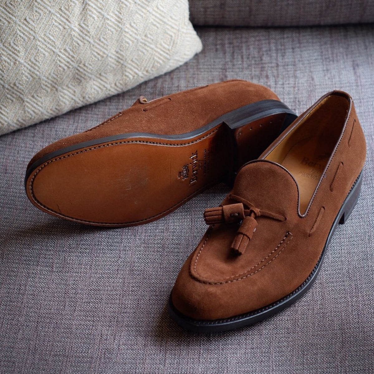 Berwick 1707 Tassel Loafers in Snuff Suede – Hardly Ever Found