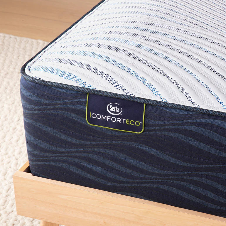 Corner of iComfortECO Smooth Hybrid bed