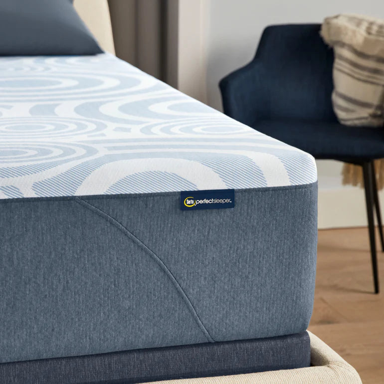 Corner of Perfect Sleeper mattress in a box