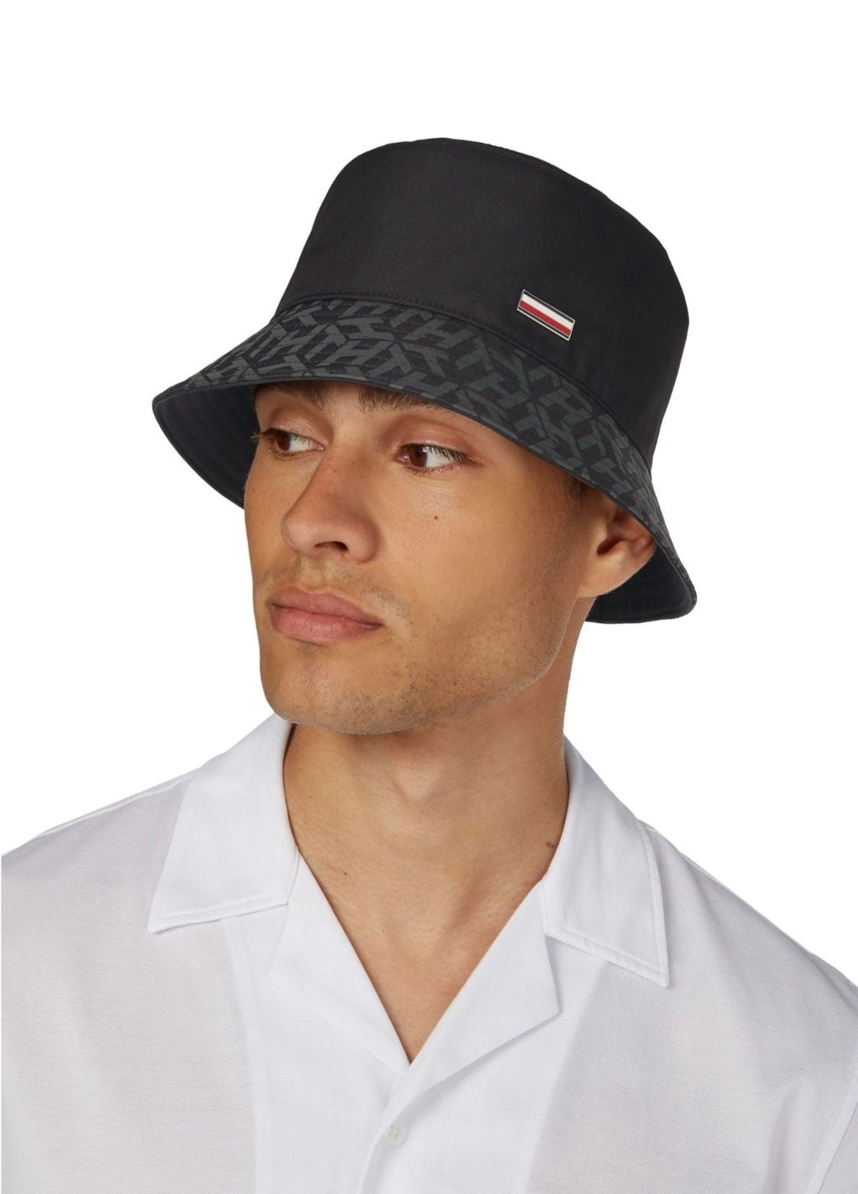 Sombreros Y Gorros Tommy Hilfiger Hombre Elevated Business Bucket Hat –  Medina Menswear®