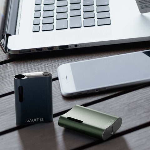 VIVANT VAULT SE 510 thread battery with both auto draw and button activated