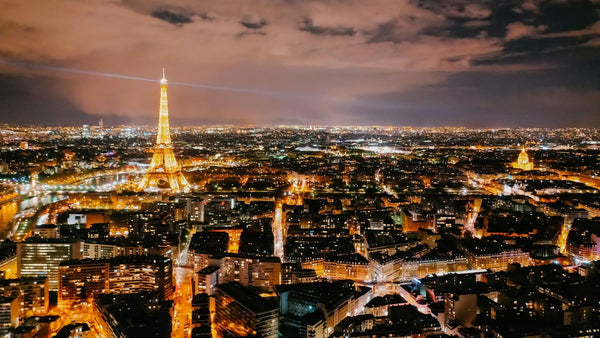Enjoyers | 10 Destinos Romanticos Para Viajar en Pareja | Paris, Francia