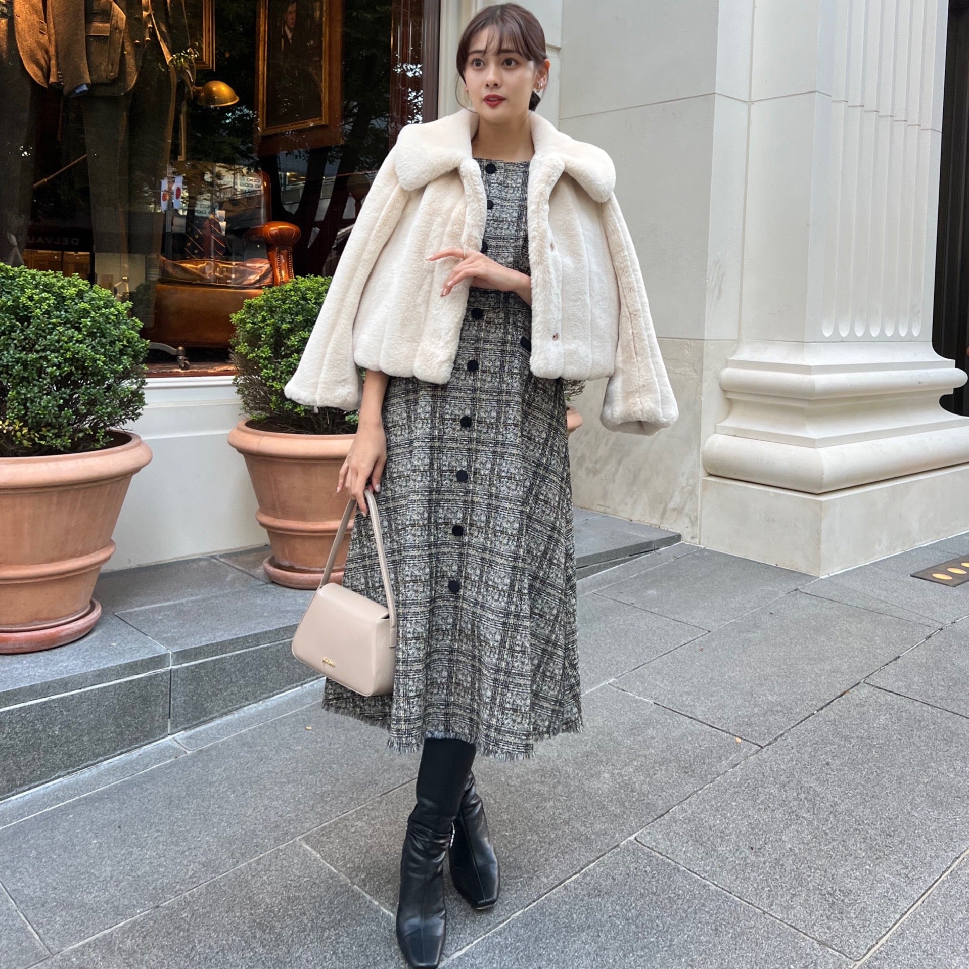 最大65%OFFクーポン herlipto ファーコートWinter Love Faux Fur Coat