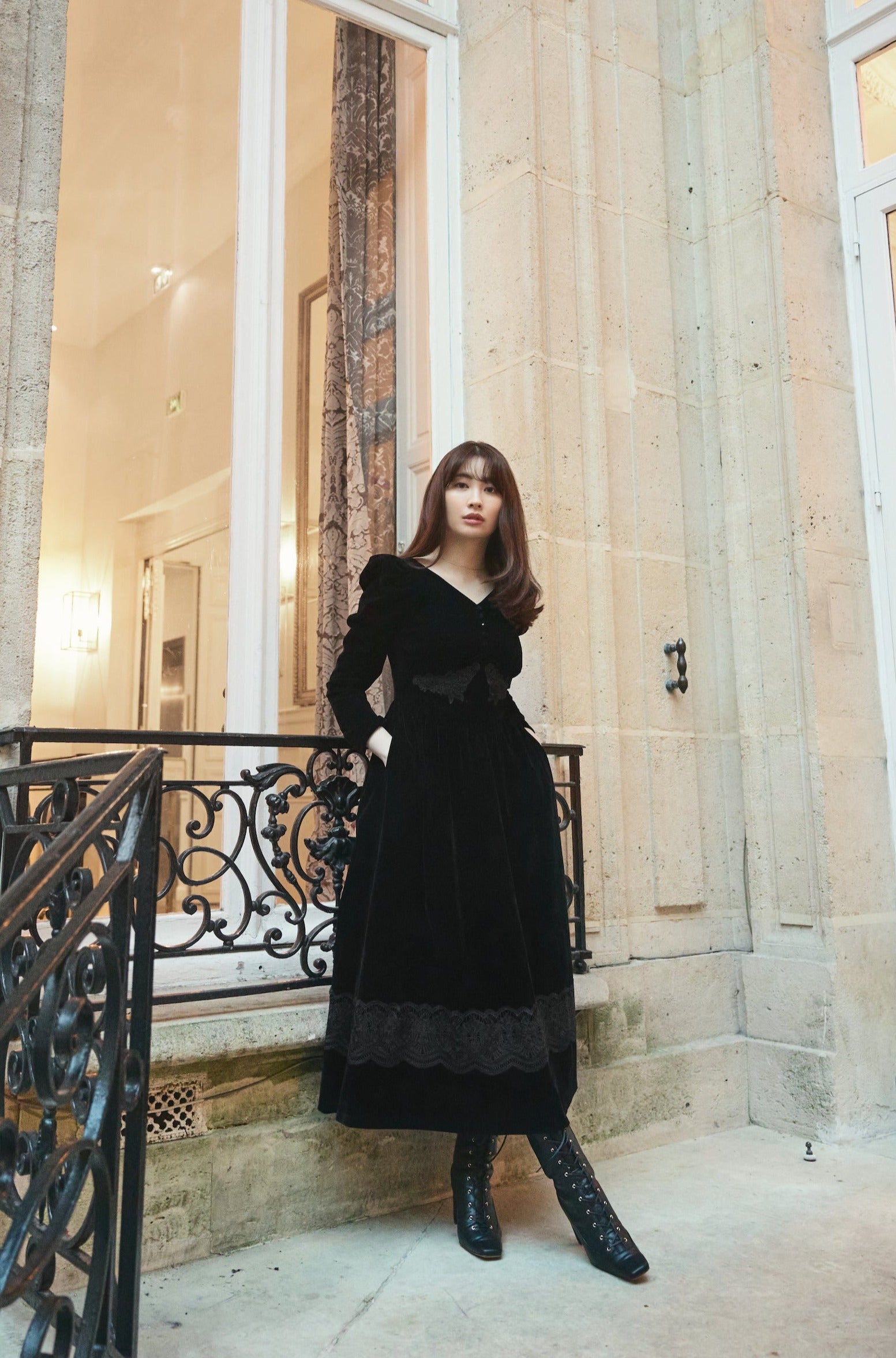 Her lip to Royal Velour Long Dress 最安値-tops.edu.ng