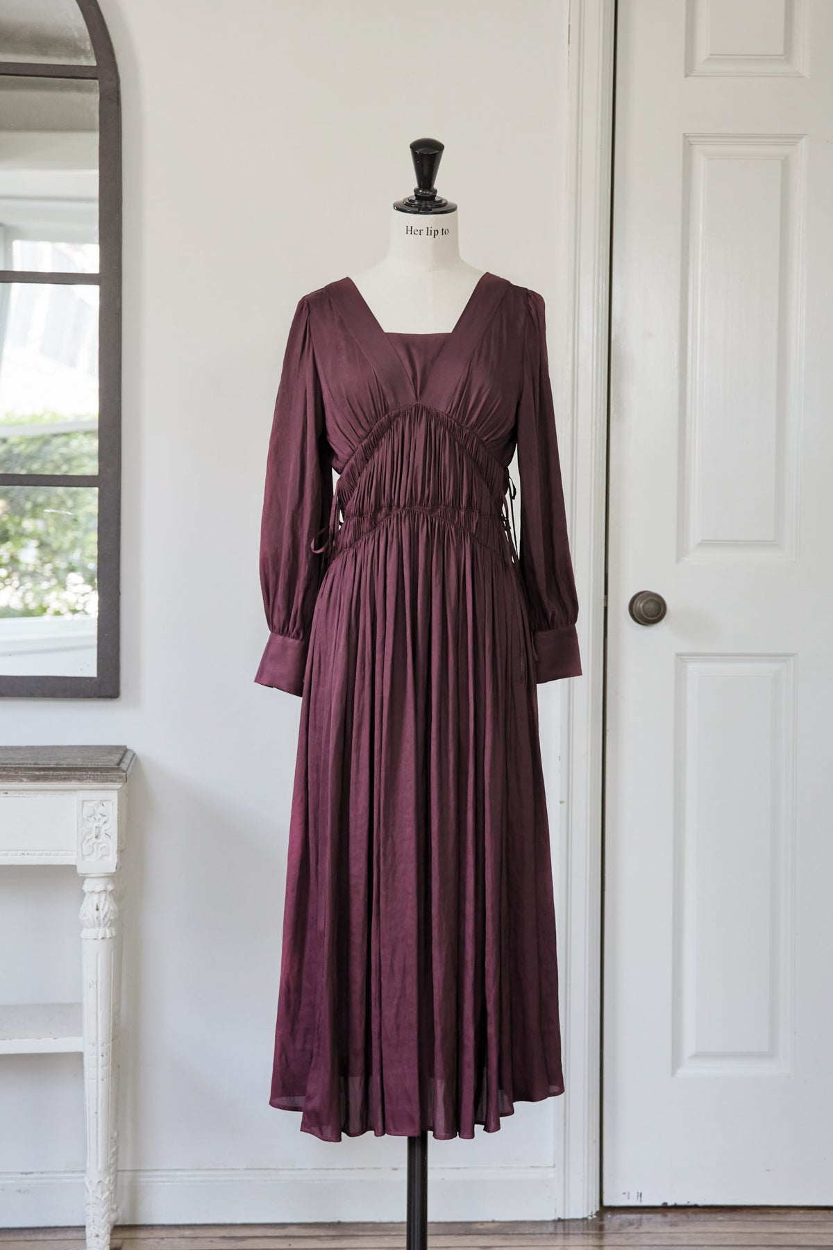 Her lip to♡Side Bow Vintage Twill Dress | myglobaltax.com
