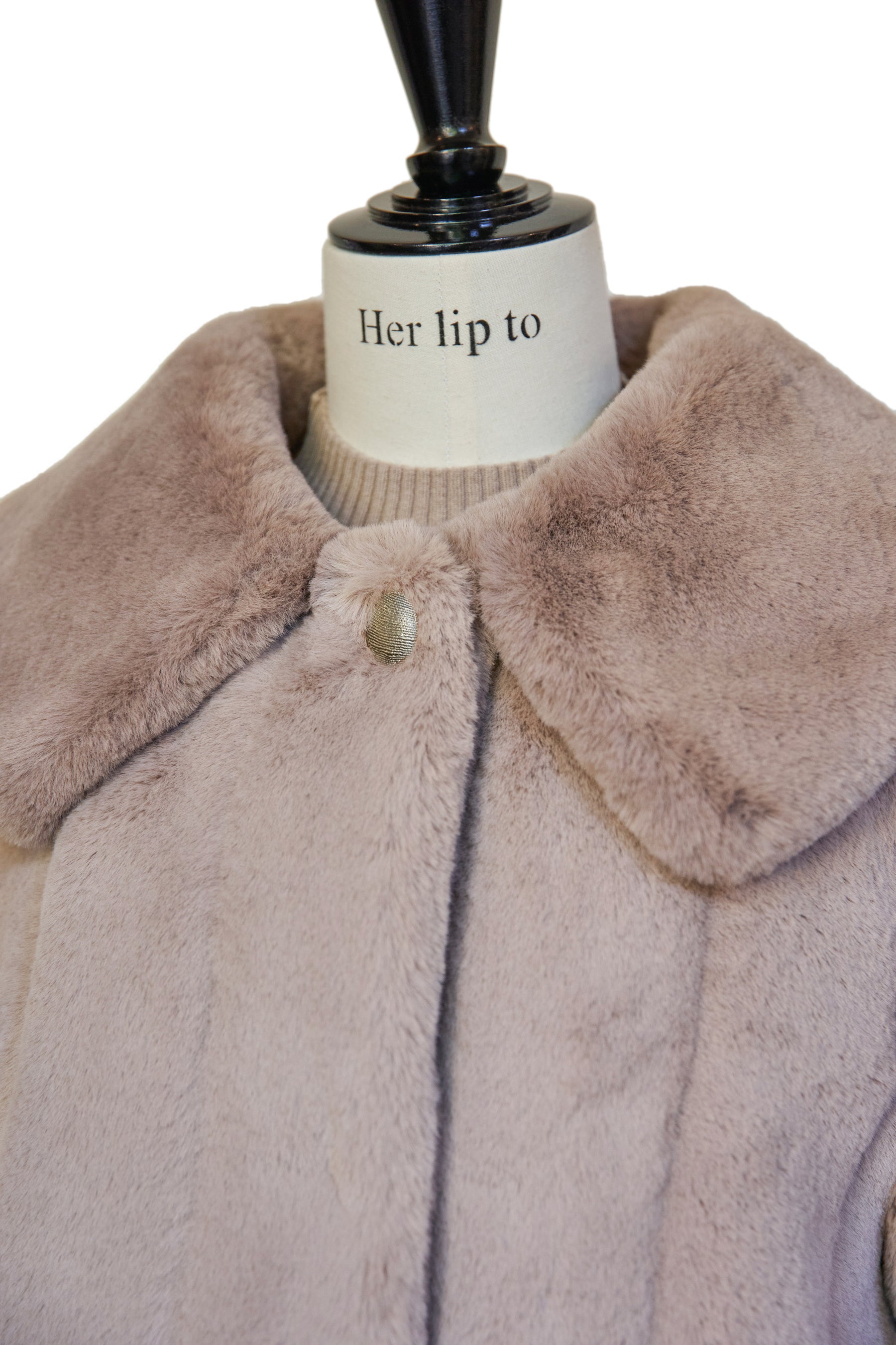 Her lip to ♡ Winter Love Faux Fur Coat-