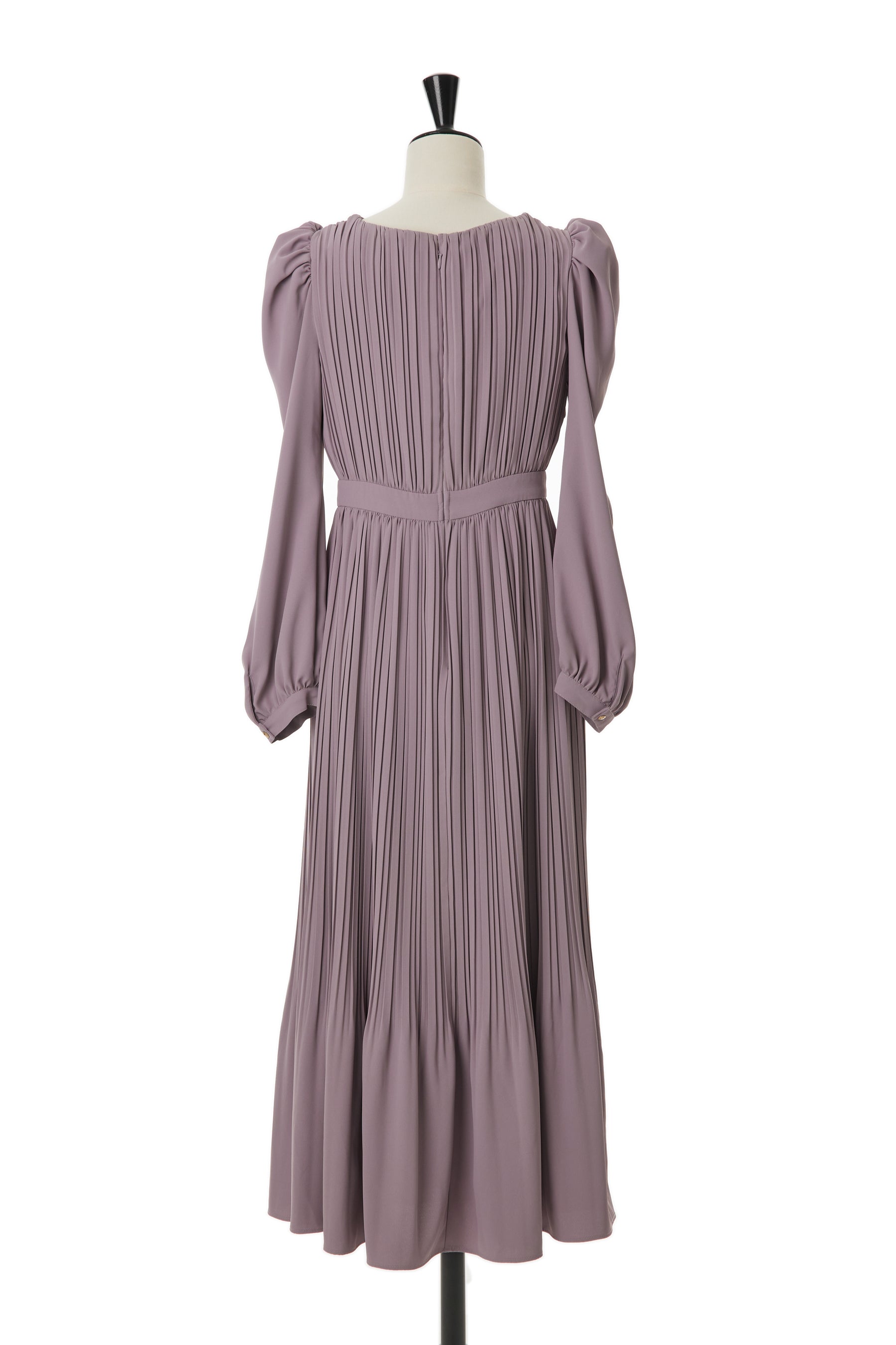 Her lip to La Rochelle Pleated Dress | vrealitybolivia.com