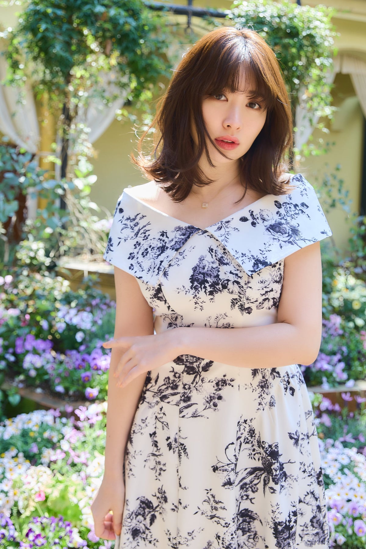 ひし型 Polka Dot Side Bow Pleated Dress | webelieveunited.com