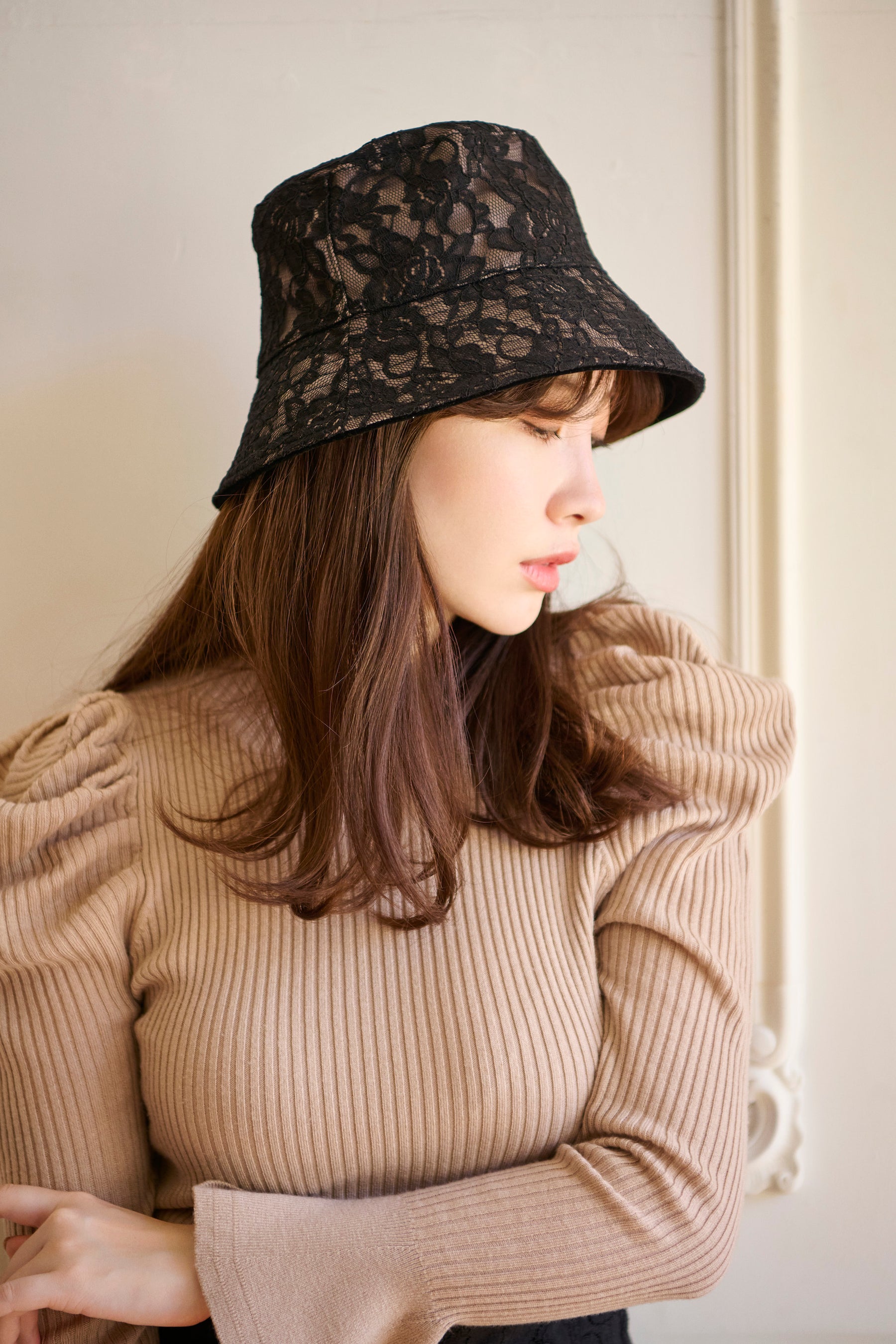 最終値下げherlipto Reversible Lace Bucket Hat-connectedremag.com