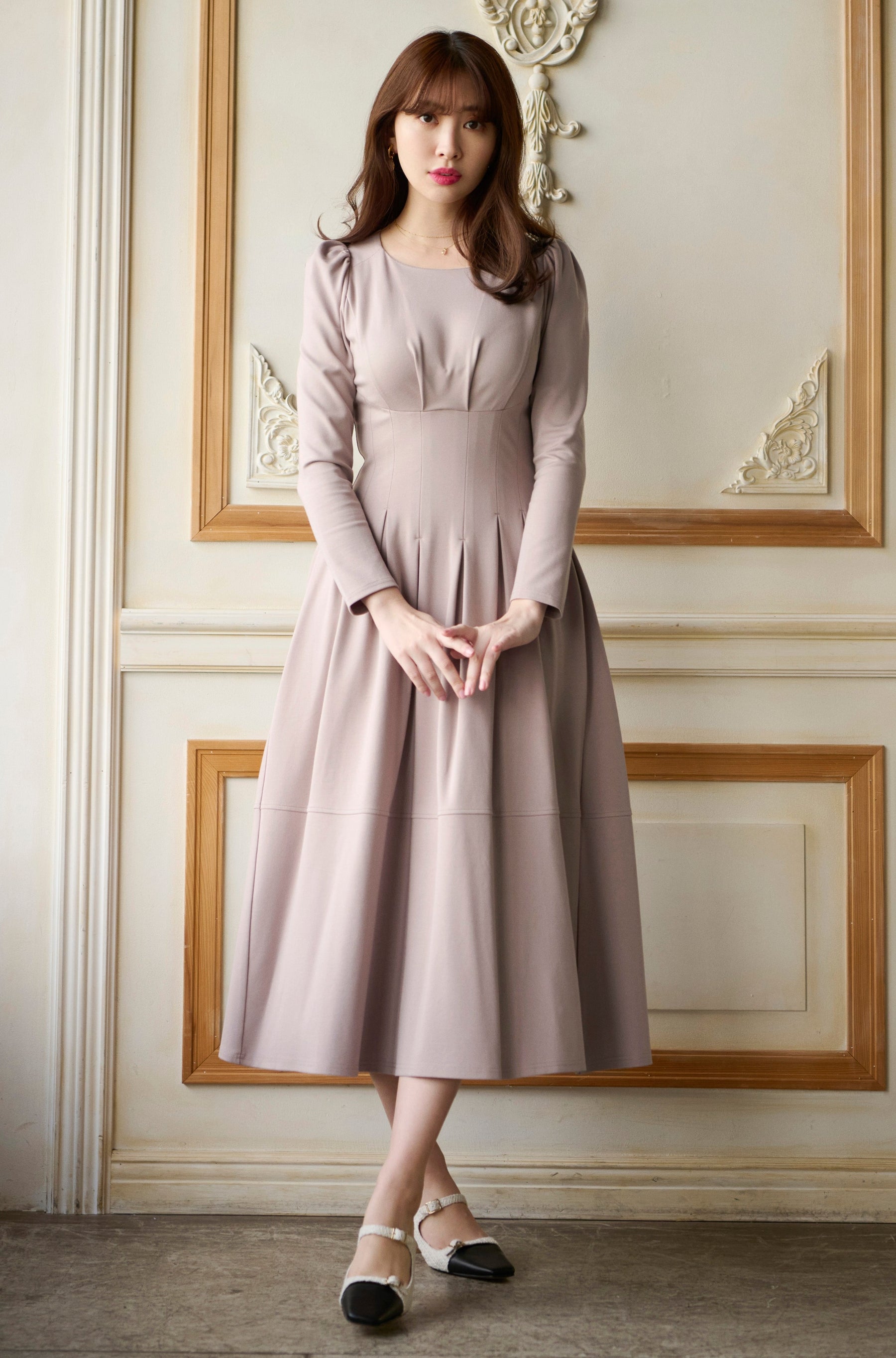 her lip to Marylebone Pearl Midi Dress | angeloawards.com