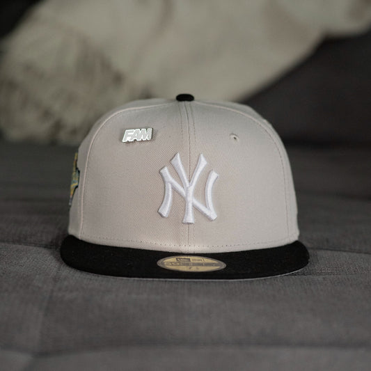 New Era Custom 59FIFTY - Black/Black UV