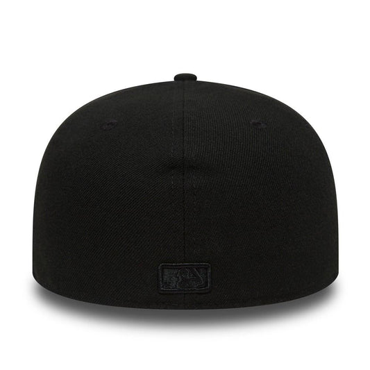 New Era 59FIFTY New York Yankees Fitted Hat Black Black Logo White Outline