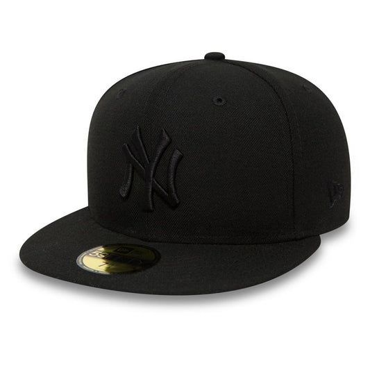 New York Yankees New Era 59FIFTY Fitted Hat (Black on Black Gray Under BRIM) 6 7/8