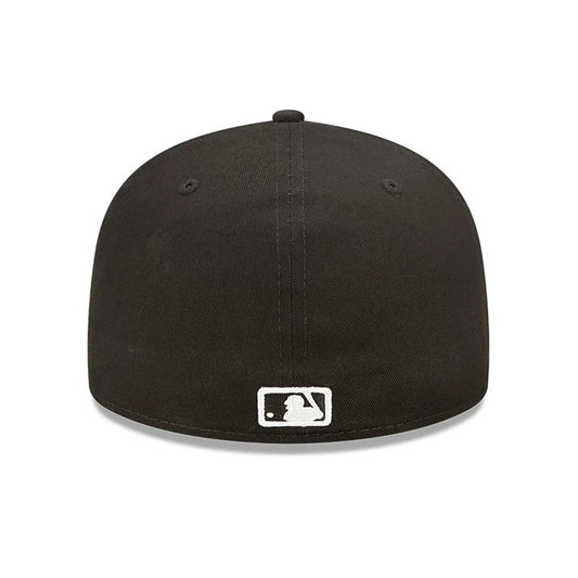 New Era 59FIFTY New York Yankees Fitted Hat Black Black Logo White Outline
