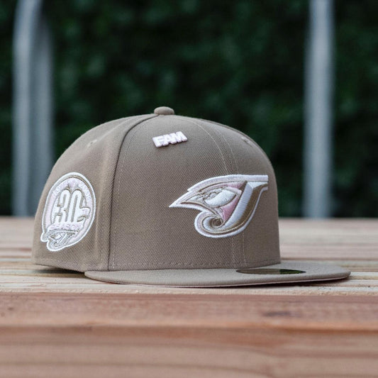 Toronto Blue Jays Fitted New Era 59Fifty New White Logo Cap Hat Brown – THE  4TH QUARTER