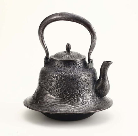 japanese tea kettle | Tetsubin (Iron Teapot)