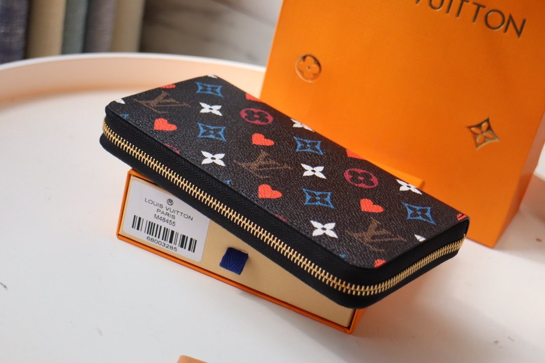 Louis Vuitton (ルイ・ヴィトン) 財布 11x8.5x2 cm