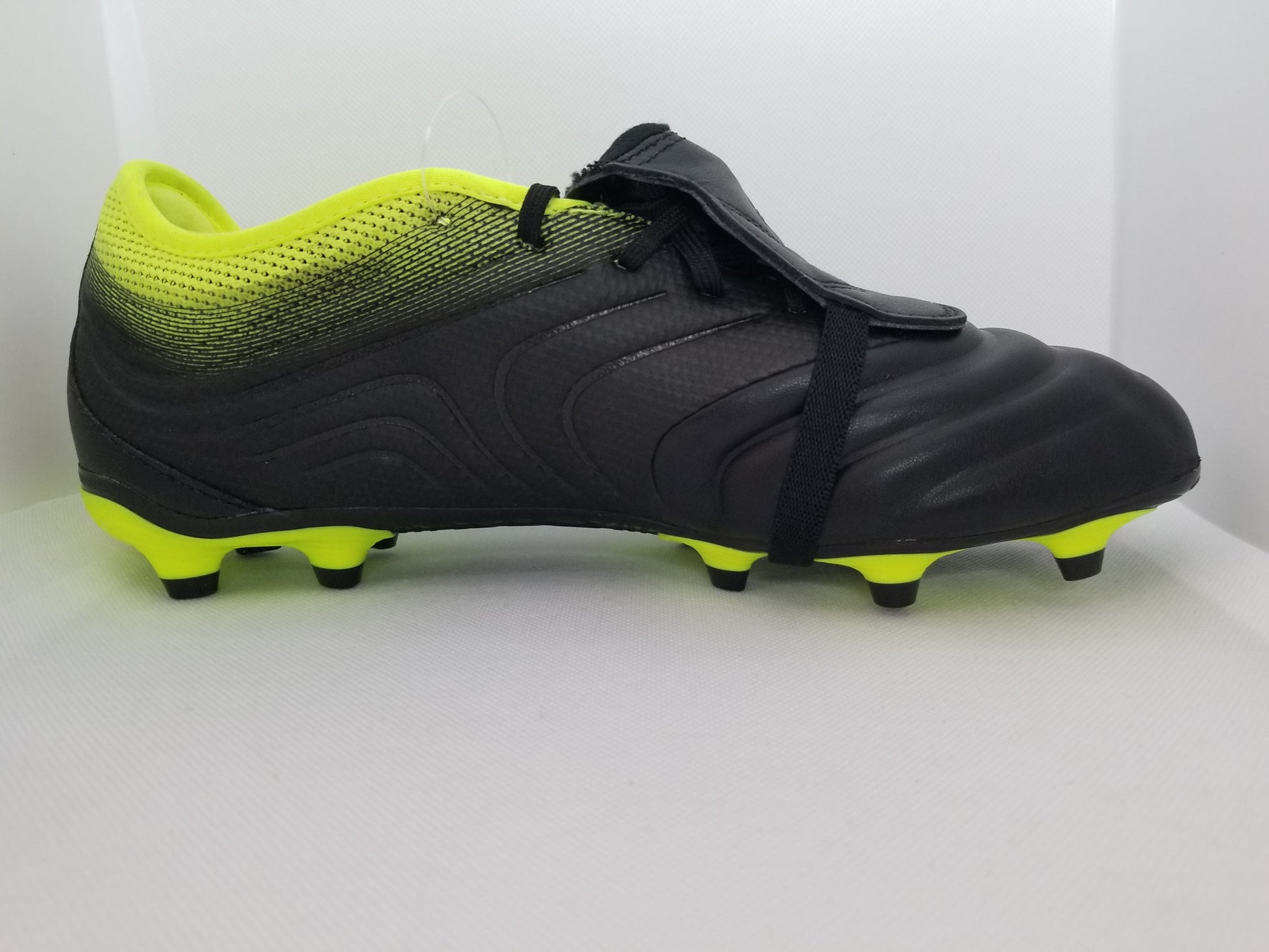 Adidas Gloro FG – Nyong Boots