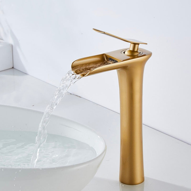 Robinet mitigeur vasque haut cascade doré ROMEO – Le Mitigeur : Boutique en  ligne de robinetterie