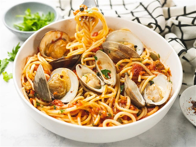 Spaghetti & Clams Puttanesca