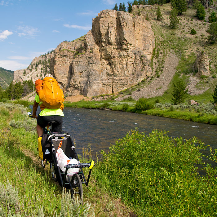 Klean Ambassador Sean Jansen biking the Gallatin River