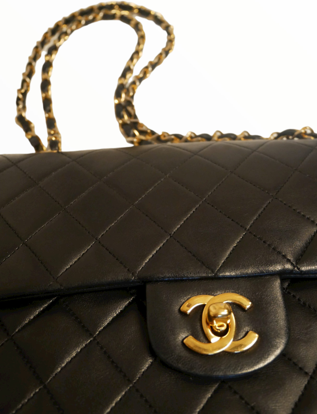 Bag 255 Medium Vintage Leather Chanel  Second Hand  Occasion  Vintega