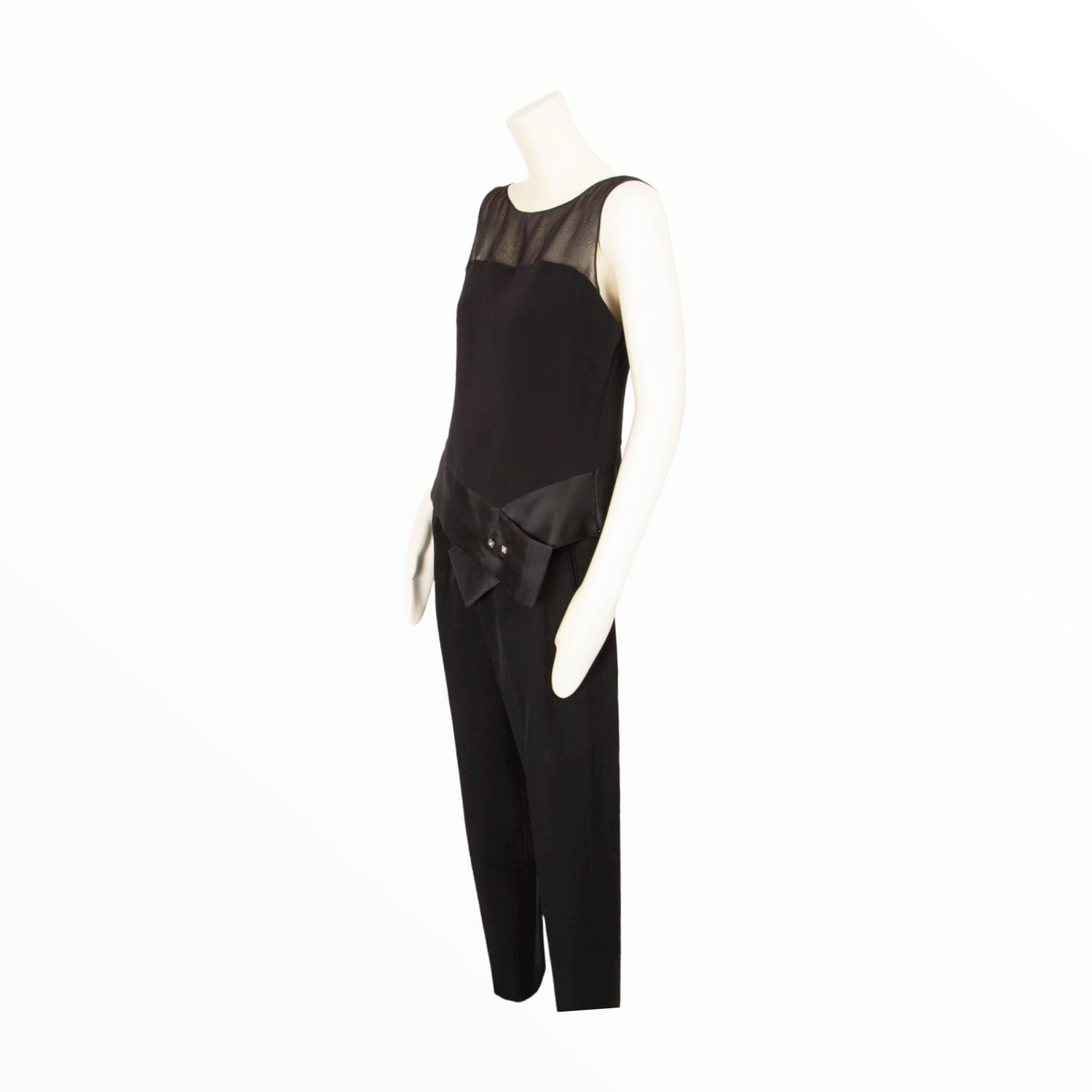 Georgio Armani black top second hand Lysis