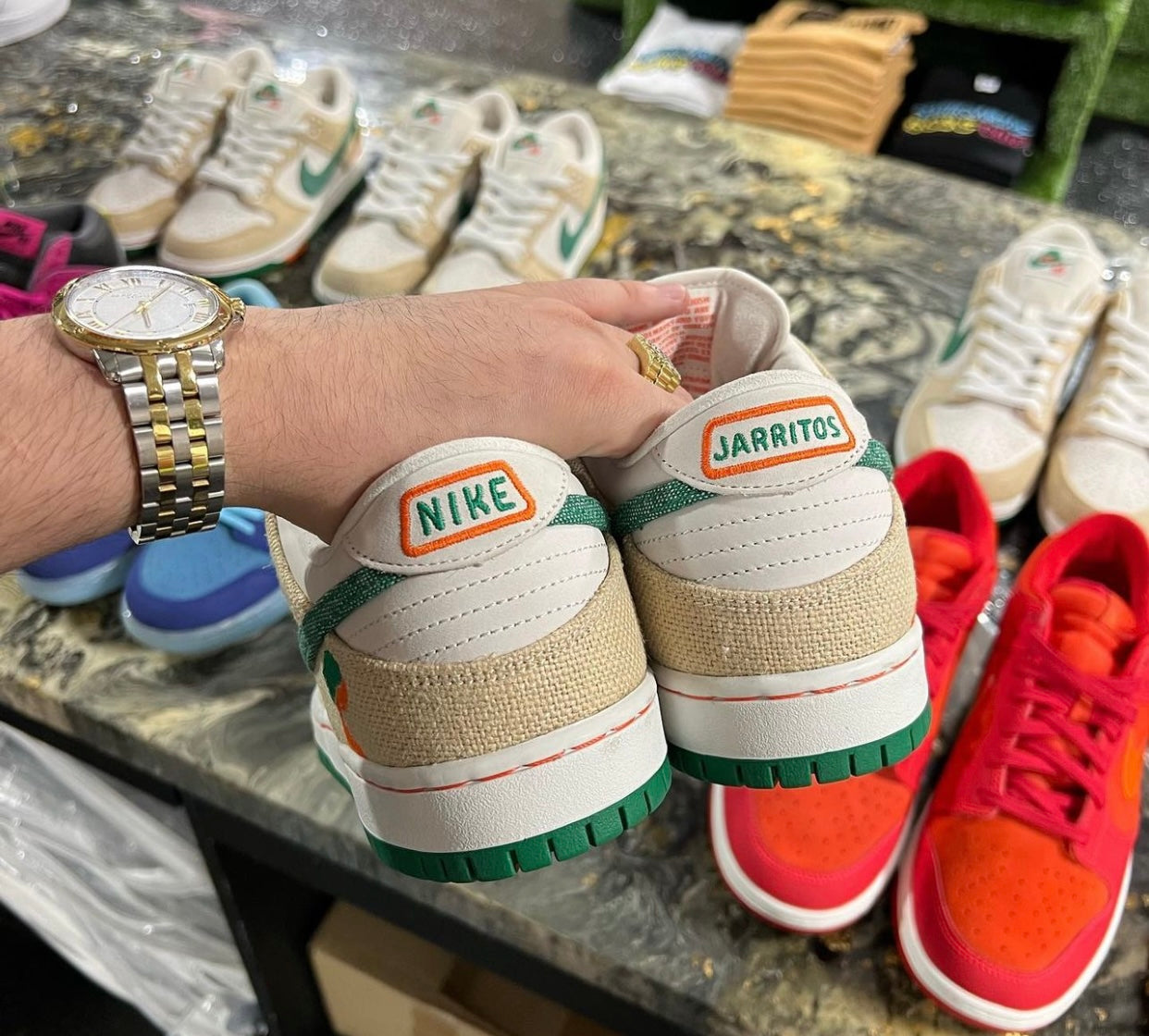 Jarritos Nike SB Dunk Low FD0860-001 Fecha de lanzamiento Tacones