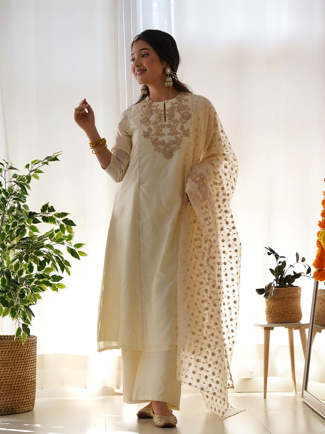 Off White Chanderi Yoke Embroidery Kurta With Palazzo And Dupatta