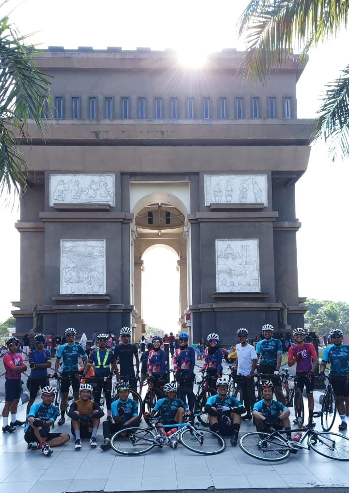 Tur Yogayakarta-Jombang 258 KM, Ajang Pemanasan Tiga Cyclist WCC Sebelum Long Ride ke Bali