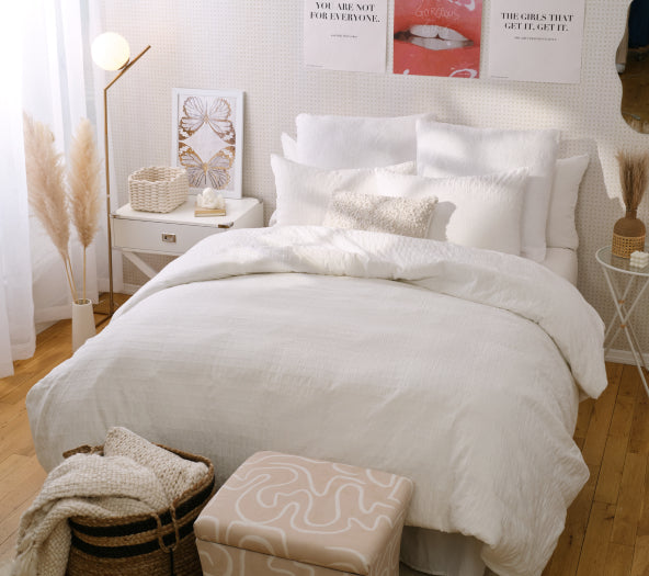 minimalist boho bedroom inspiration from Dormify