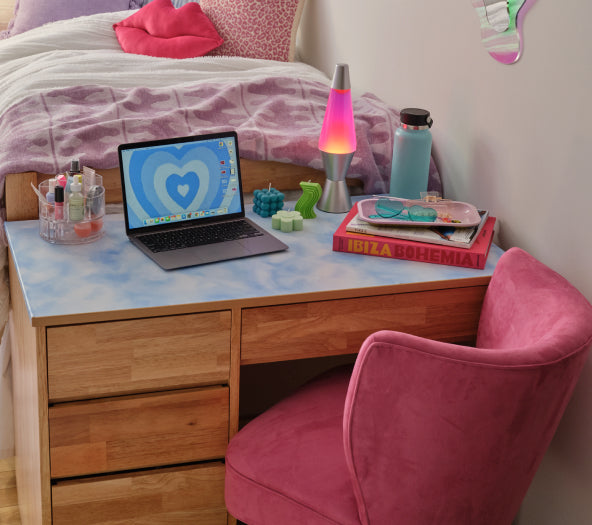 Desk Spaces - Desk Ideas for Your Inner Girl Boss | Dormify - Dormify